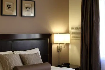 Helms Inn