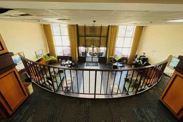 Mystic River Hotel & Suites Near Casinos