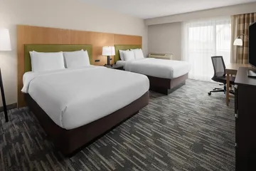 Wingate by Wyndham Lincoln Airport East I-80