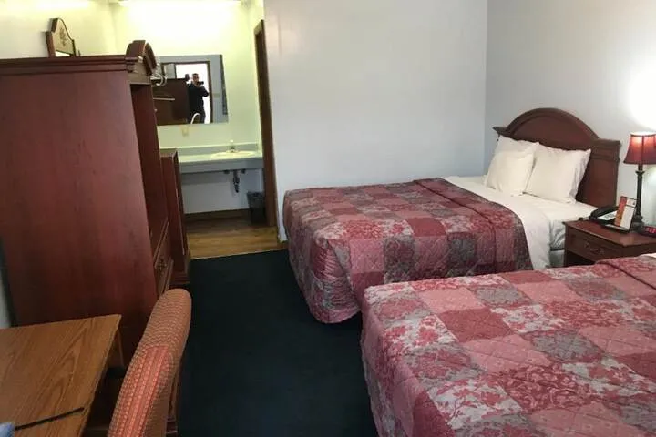 Room 3 of 22