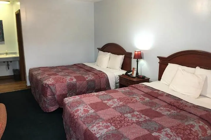 Room 4 of 22