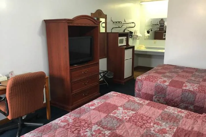 Room 2 of 22