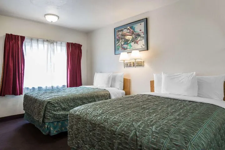 Room 4 of 26