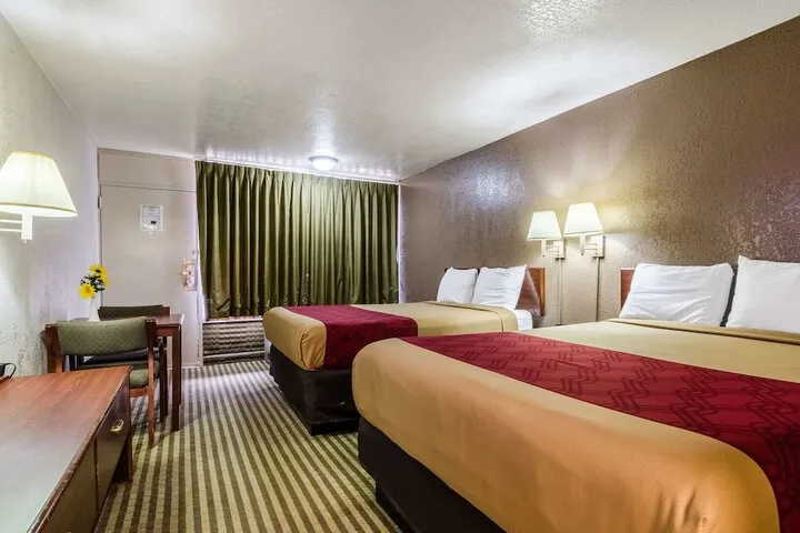 Room 5 of 26