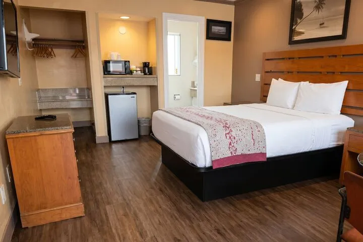 Room 5 of 21