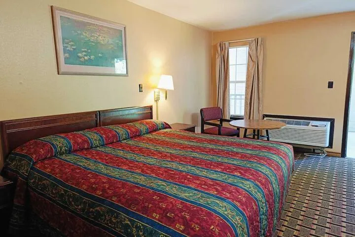 Room 5 of 27