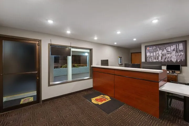 Hotel Interior 4 of 67
