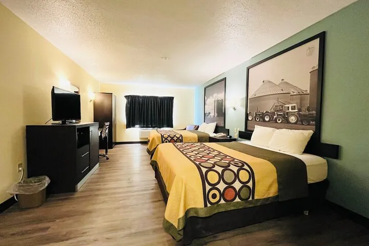 Room 5 of 39