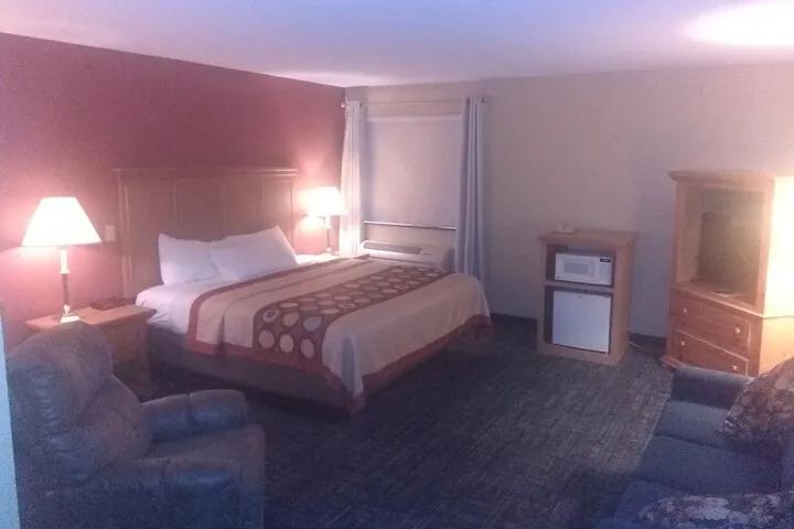 Room 5 of 39