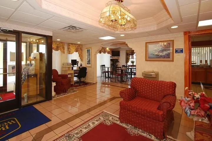 Hotel Interior 4 of 27