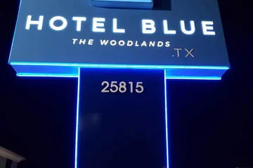 Hotel Blue - Woodlands