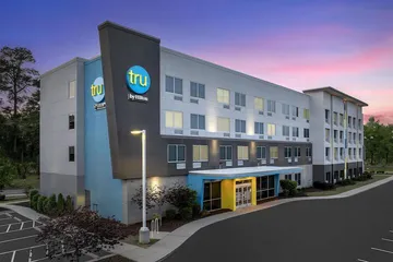 Tru by Hilton Fayetteville I-95 NC