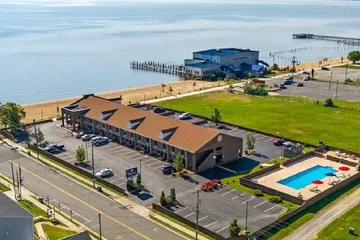 River Edge Inn