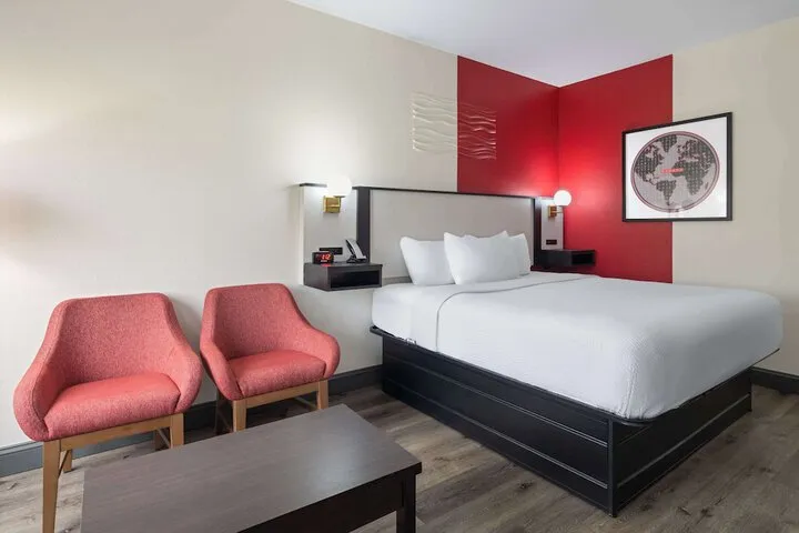 Room 5 of 22