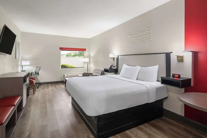 Room 4 of 22
