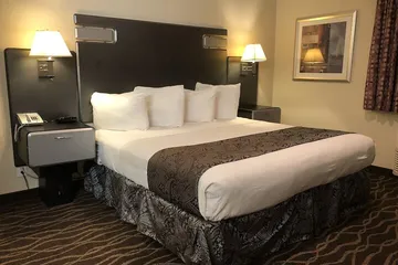 Casa Royal Inn
