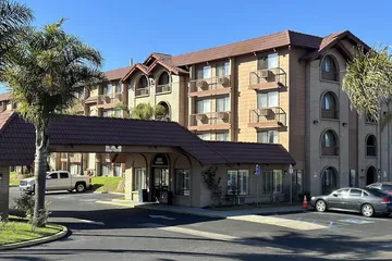 Lompoc Valley Inn and Suites