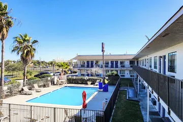 Motel 6 Galveston TX