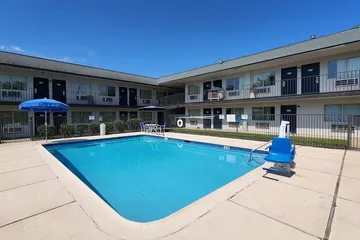 Motel 6 Conroe TX