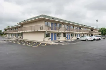 Motel 6 Kansas City MO - Airport