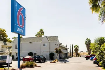 Motel 6 Bakersfield CA - East