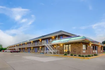 Motel 6 Salina KS