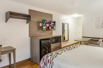 Red Roof Inn Rochester – Airport