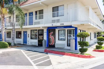 Motel 6 Bakersfield CA - Convention Center