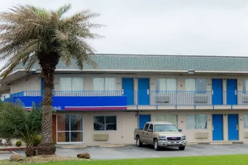 Motel 6 Clute TX