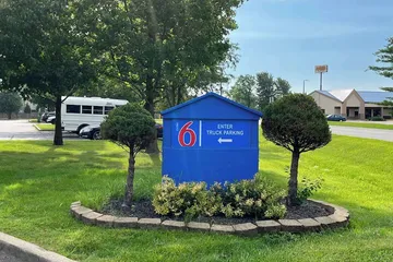 Motel 6 Lafayette IN