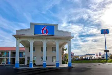 Motel 6 Cookeville TN