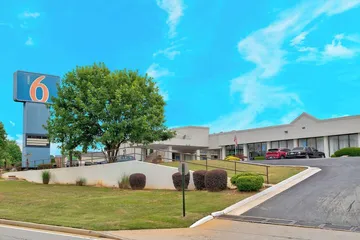Motel 6 Conyers GA