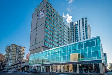 Campus Tower Suite Hotel