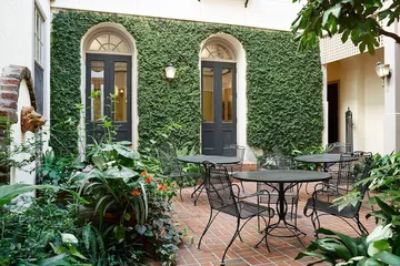 Kings Courtyard Inn