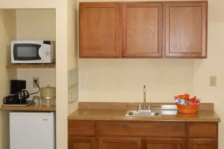 Room 5 of 40