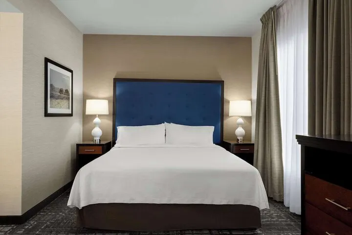 Room 5 of 42