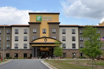 Holiday Inn Express & Suites Perry-National Fairground Area an IHG Hotel
