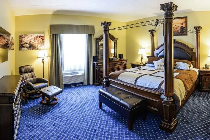 Room 4 of 47