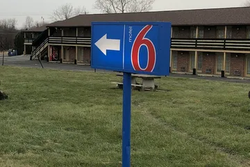 Motel 6 Shartlesville PA