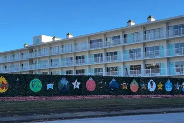 Ambassadors Inn & Suites