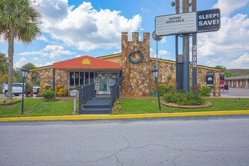 Liberty Inn & Suites Orlando - Kissimmee Near Disney World