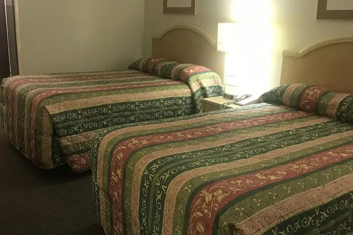 Room 5 of 34