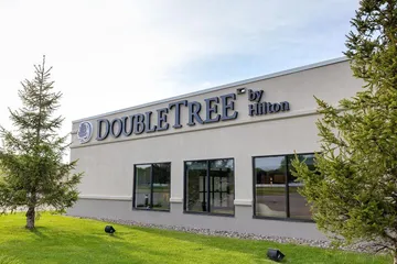 DoubleTree by Hilton Austin MN