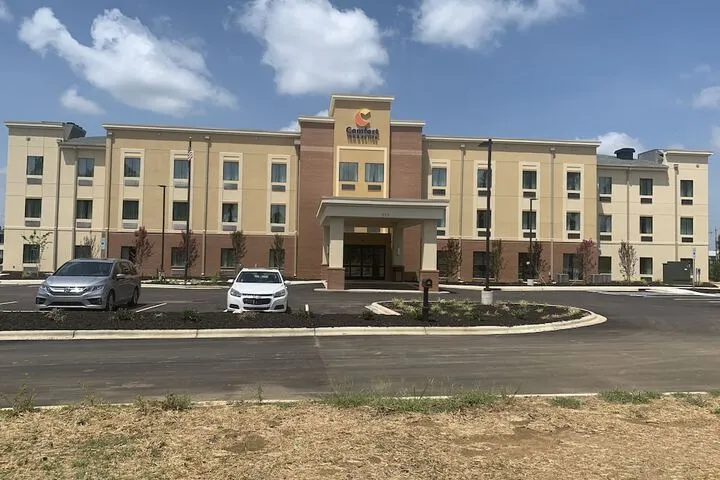 Hotel 2 of 79