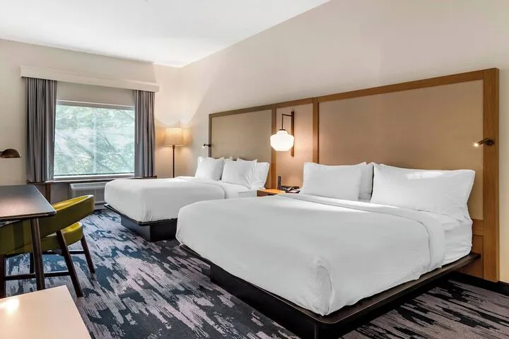Room 4 of 30