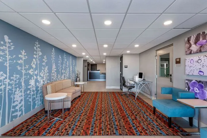 Hotel Interior 3 of 32