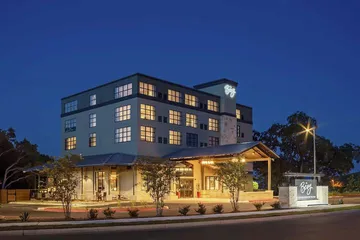 The Bevy Hotel Boerne a DoubleTree by Hilton