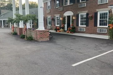 Colonial Inn Seekonk