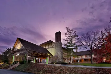 Holiday Inn St. Louis West Six Flags by IHG