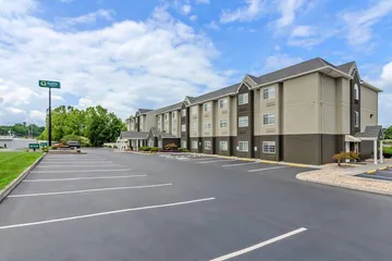 Quality Inn & Suites Bristol North